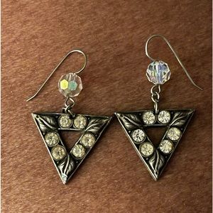 Triangle grey triangle shaped silver tone earrings with wire and clear stones